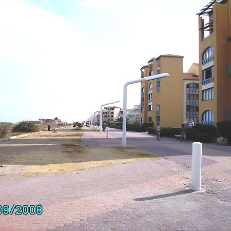 Barcares F2 Cabine, Rdc, Plage 50 M, 28 M2, 6 Personnes Le Barcarès Exterior foto